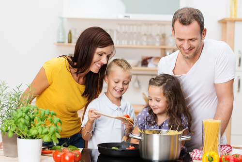 غذای لذیذ در آشپزخانه - ارتقای کیفیت زندگی