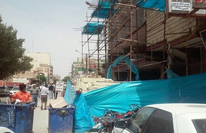 ایمنی عابران و مجاوران کارگاه ساختمانی + نکات احداث راهرو سرپوشیده موقت