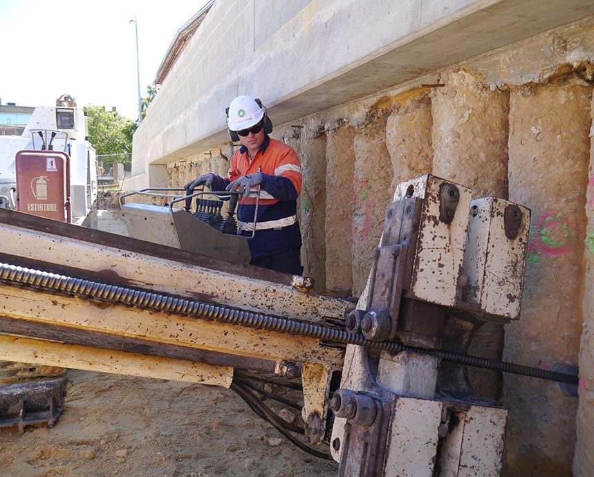 نیلینگ یا میخکوبی (nailing) چیست